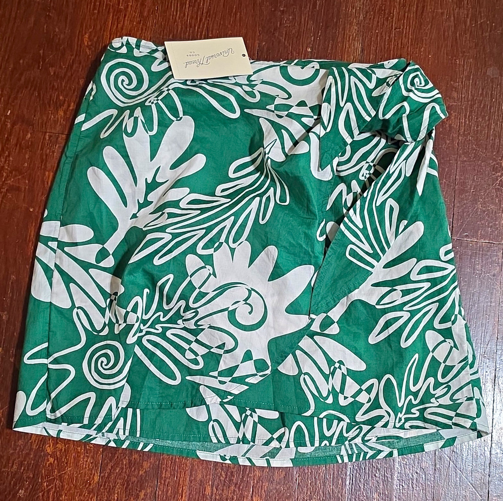 Universal Thread Green/White Floral Wrap Mini Skirt XS Cotton Elastic Waist